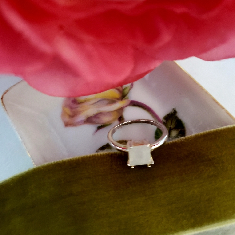 Sz 5 Moonstone Ring